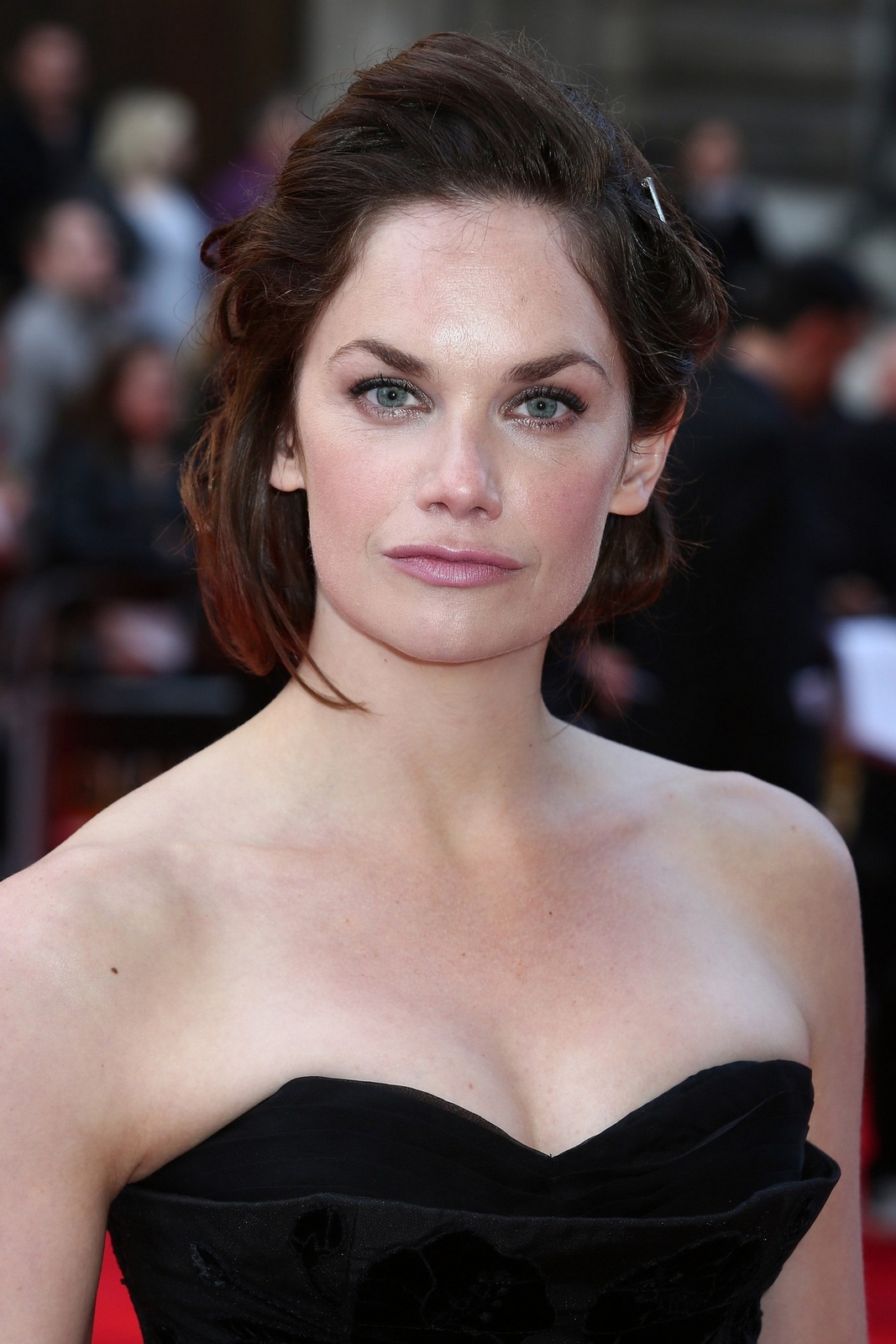 Рут Уилсон губы